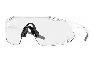 Oakley OO9513D 951301 Clear to Black Iridium PhotochromicMatte White